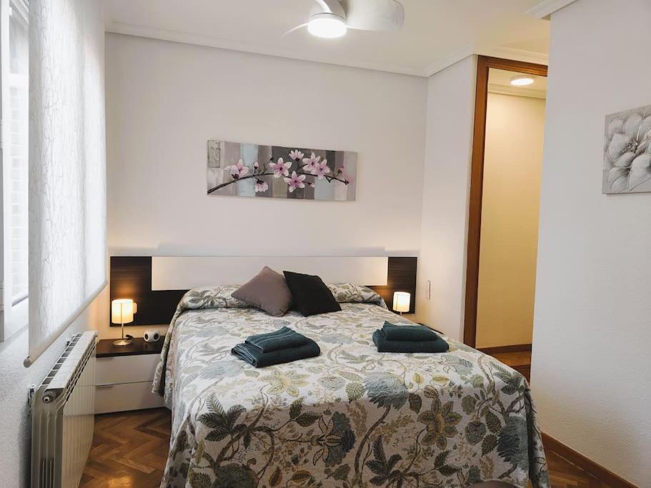 Apartamentos Turisticos Seviro Madrid Exterior photo